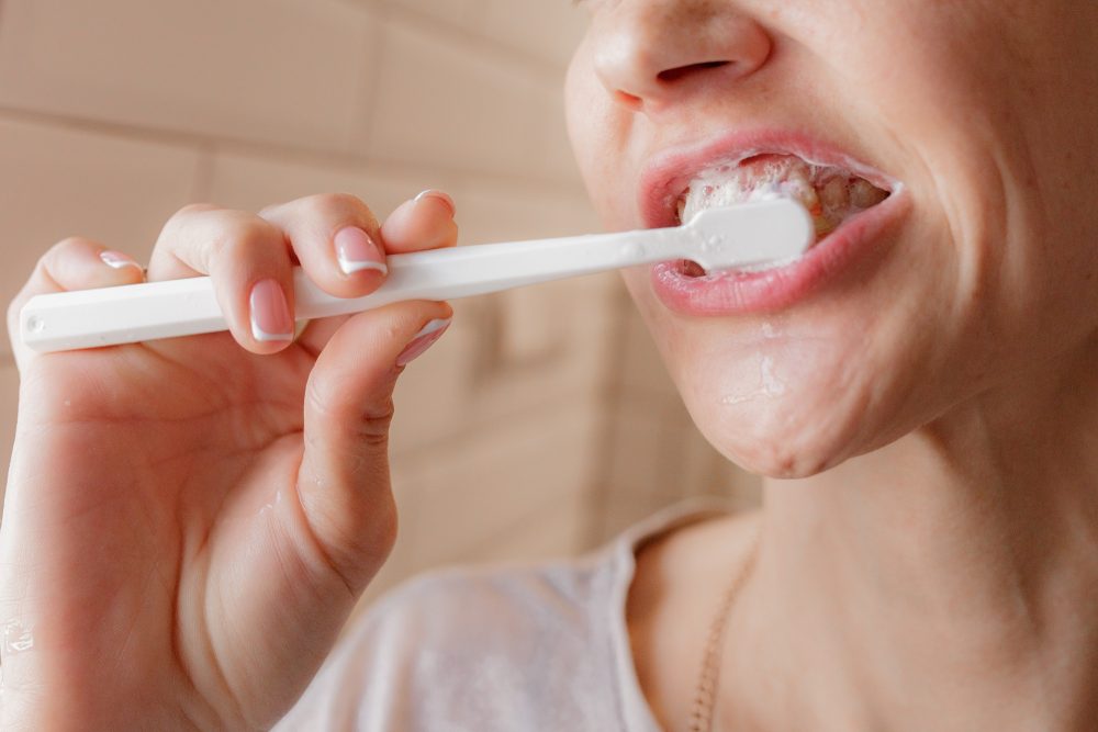 Bleeding gums when brushing gum inflammation